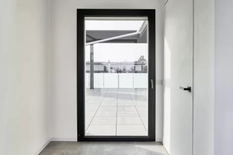 finestre in alluminio minimal